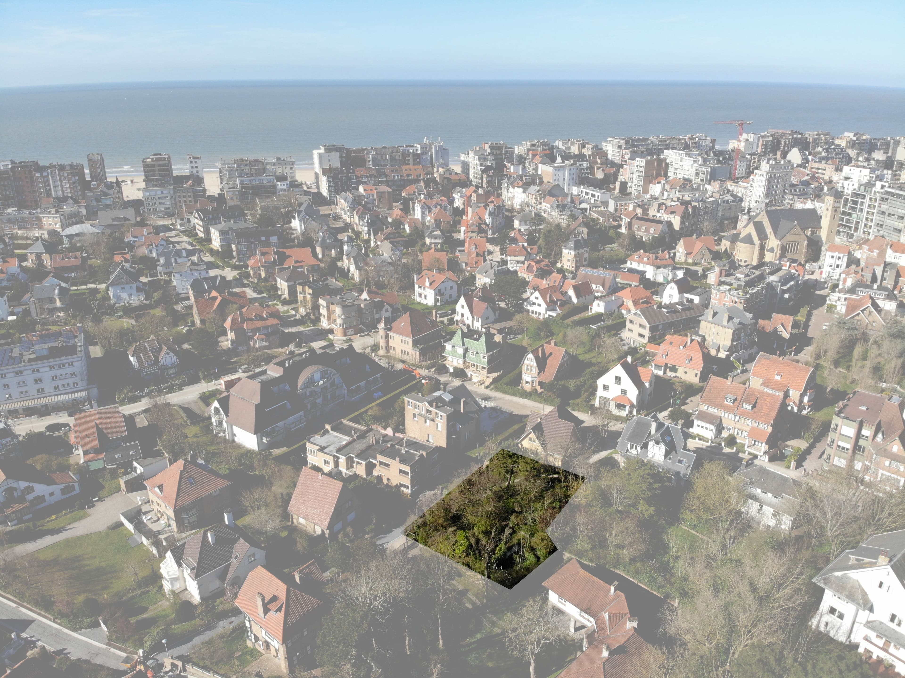 Grond in de prestigieuze Dumontwijk in De Panne