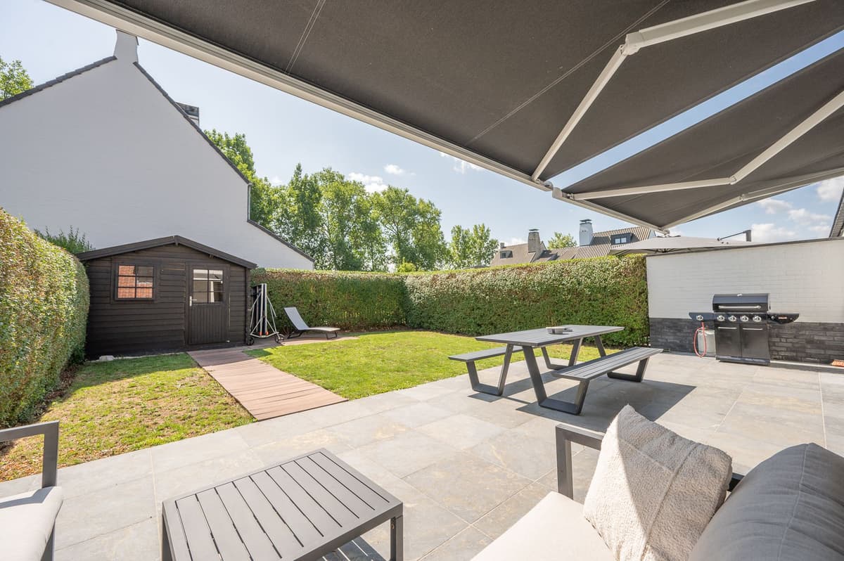Zuidgerichte tuin in Knokke-Heist