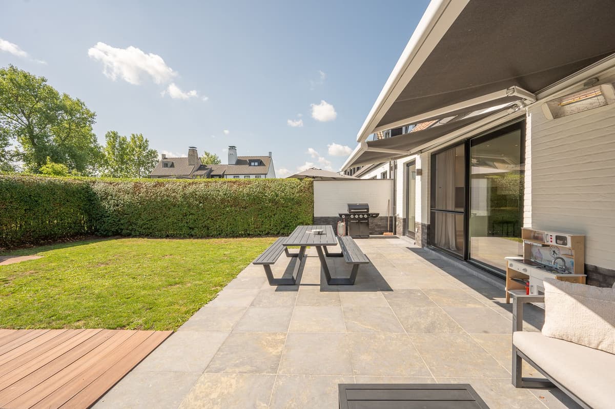 Zonnige tuin in Knokke-Heist
